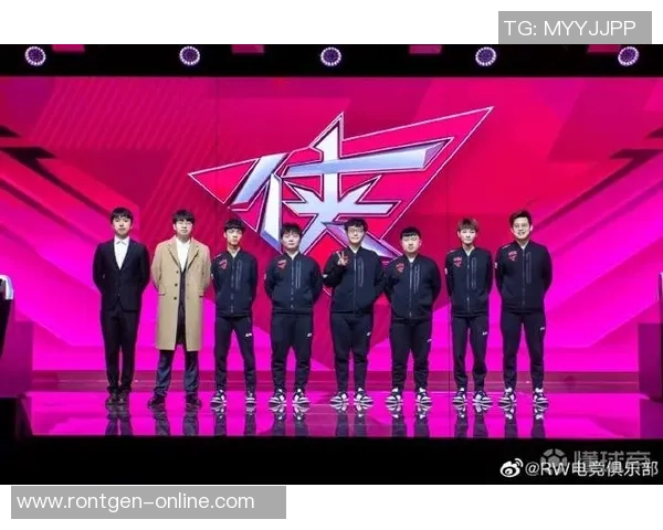 西安羽毛球队在欧锦赛中的团队协作表现值得赞赏与反思 西安羽毛球队在欧锦赛中的团队协作表现值得赞赏与反思